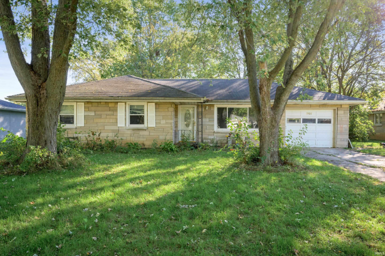 3906 N Lanewood Drive Muncie, IN 47304 | MLS 202439551