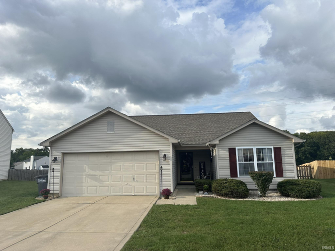 2834  Beachwalk Lane Kokomo, IN 46902 | MLS 202439963