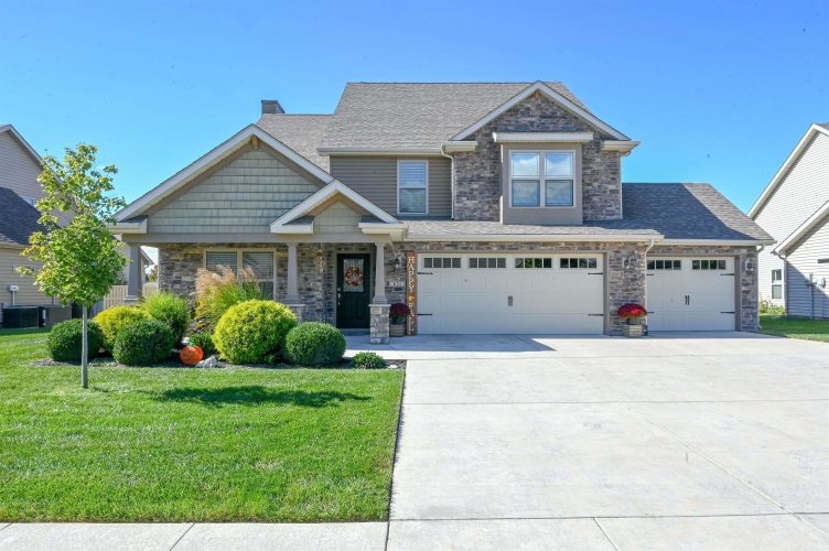 621  Bluegrass Trail Kokomo, IN 46901 | MLS 202439998