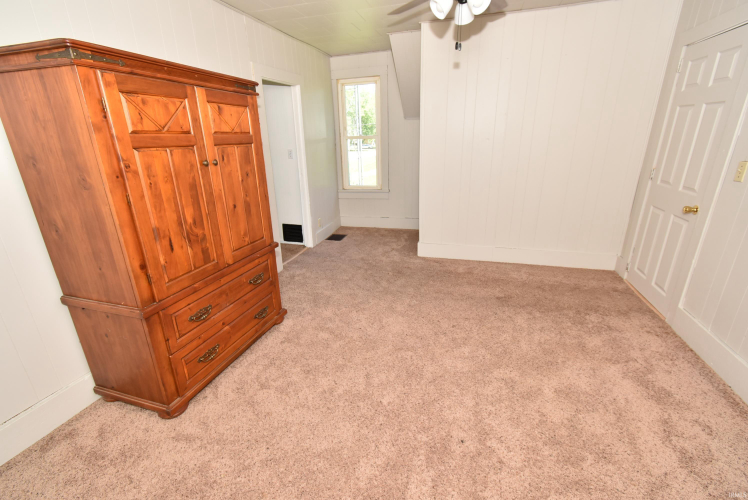 Listing Image 33