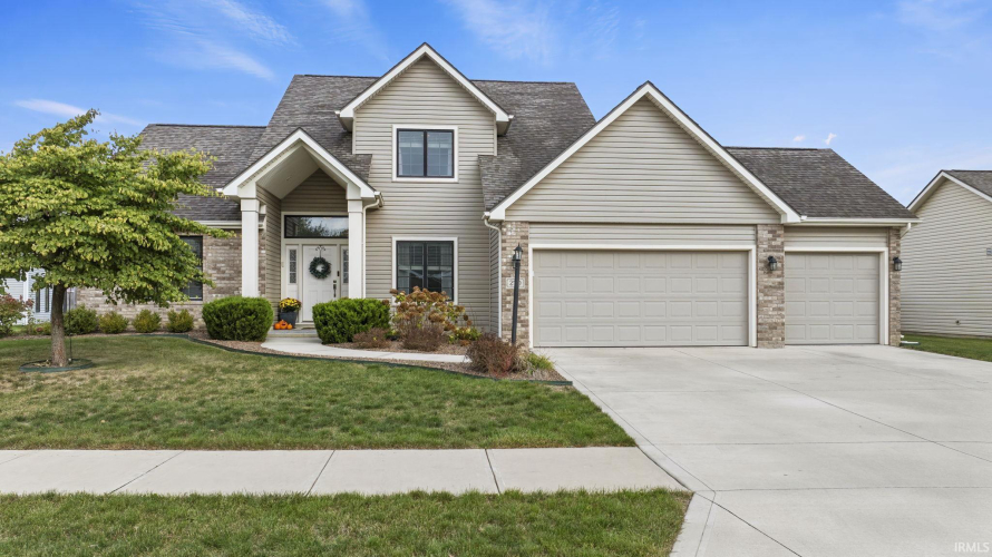 270 W Bay Bridge Court  Columbia City, IN 46725 | MLS 202440217