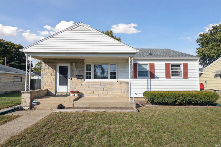 3615  Elwood Avenue South Bend, IN 46628 | MLS 202440576