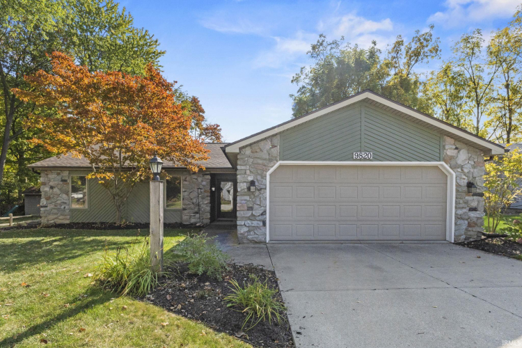 9820  Mustang Drive Fort Wayne, IN 46825 | MLS 202440713