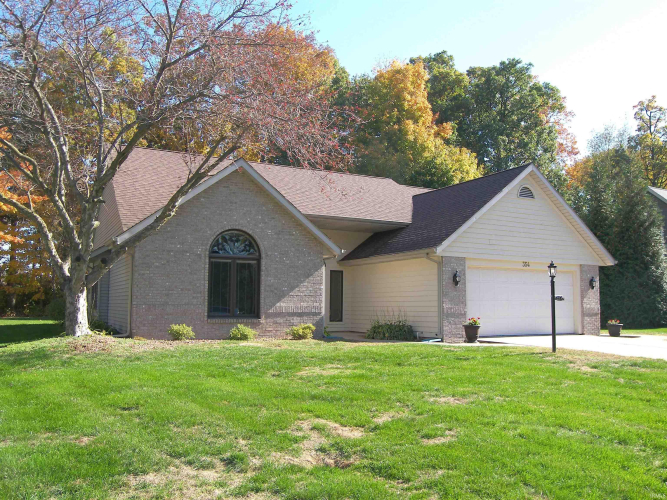 354 E Deerwood Court Warsaw, IN 46582 | MLS 202440828