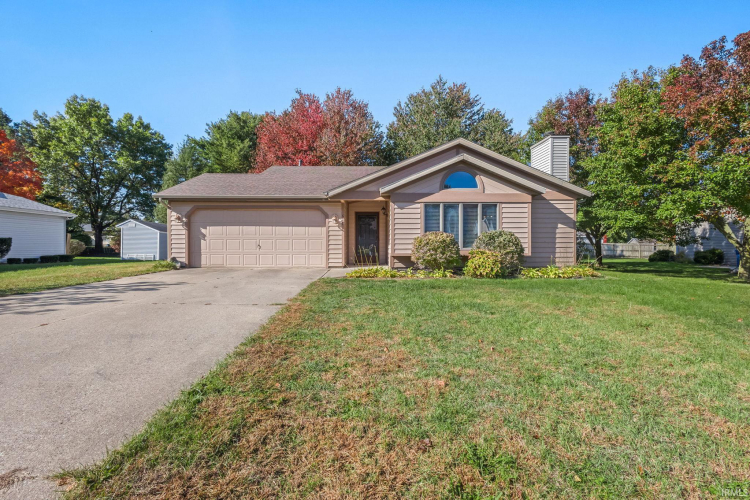 607  Fieldstone Lane Middlebury, IN 46540 | MLS 202440968