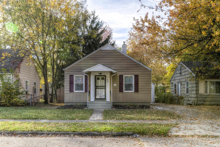 936  Baxter Street Fort Wayne, IN 46806 | MLS 202441148