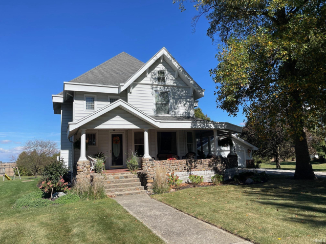 237 W Gordon Street Francesville, IN 47946 | MLS 202441150