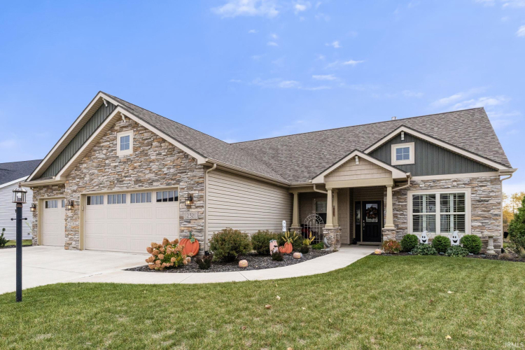 12521  Speranza Drive Fort Wayne, IN 46818 | MLS 202441245