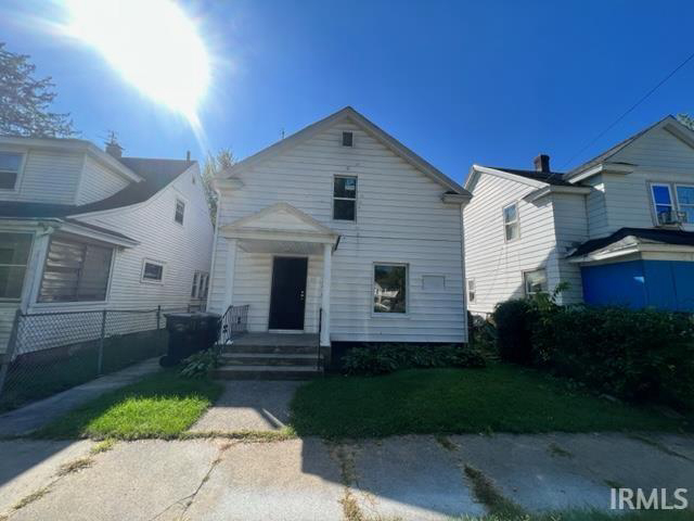 1118  Van Buren Street South Bend, IN 46616-1268 | MLS 202441270