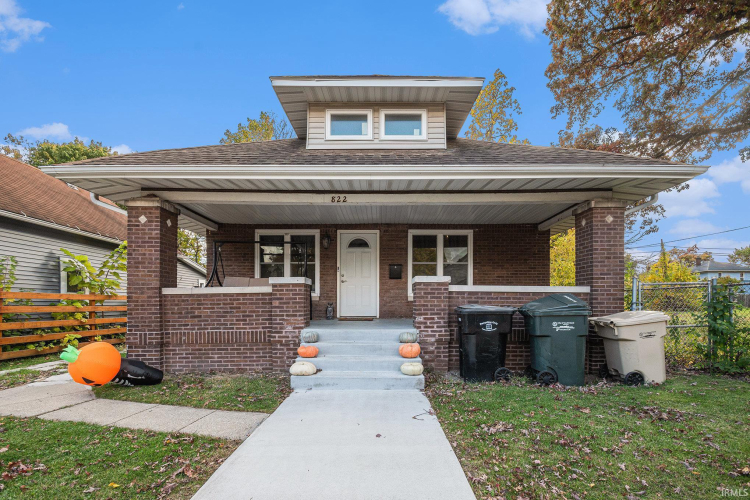 822 E Indiana Avenue South Bend, IN 46613-2831 | MLS 202441347