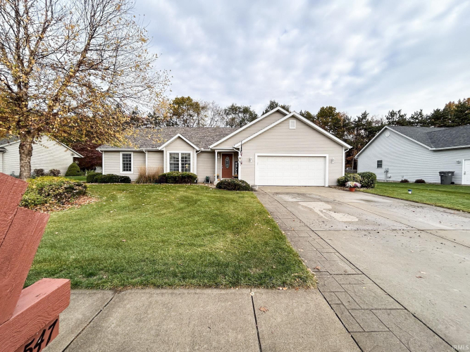 30547  Pine Bluff Drive Elkhart, IN 46517 | MLS 202441570