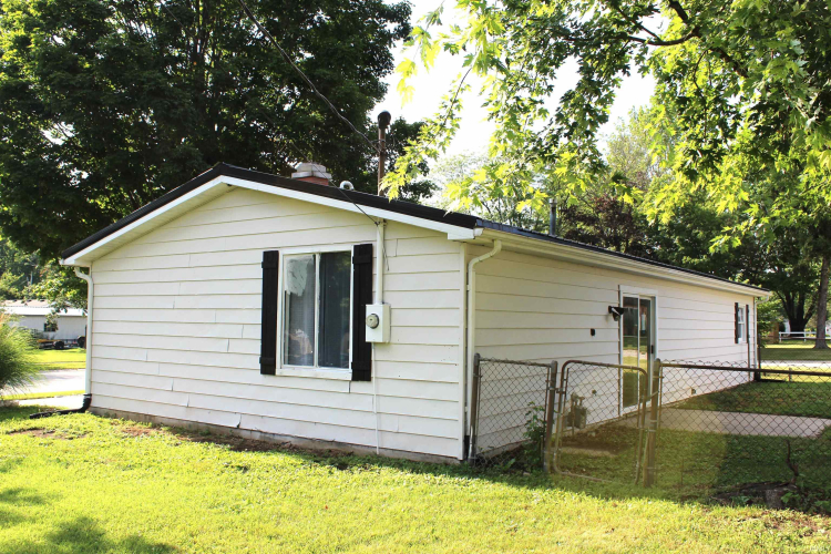 Listing Image 5