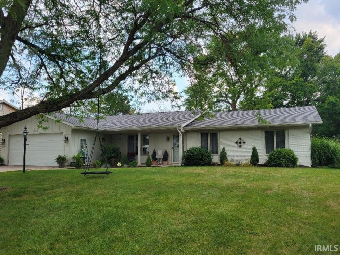 1414  Deerbrook Court Bluffton, IN 46714-3802 | MLS 202441785