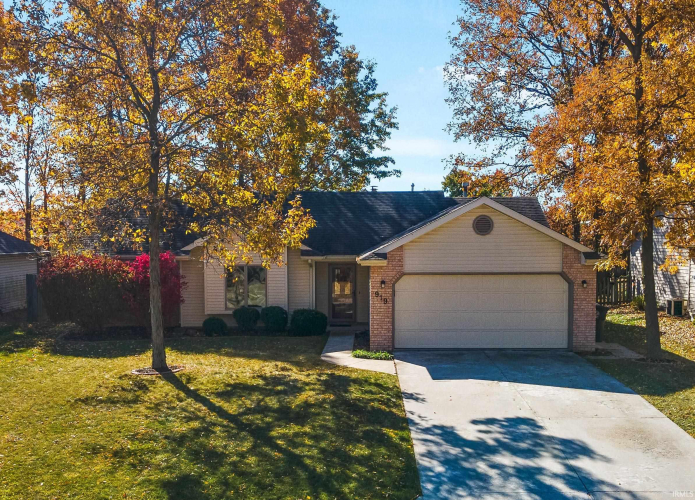 919  Heartland Drive Fort Wayne, IN 46825 | MLS 202441820