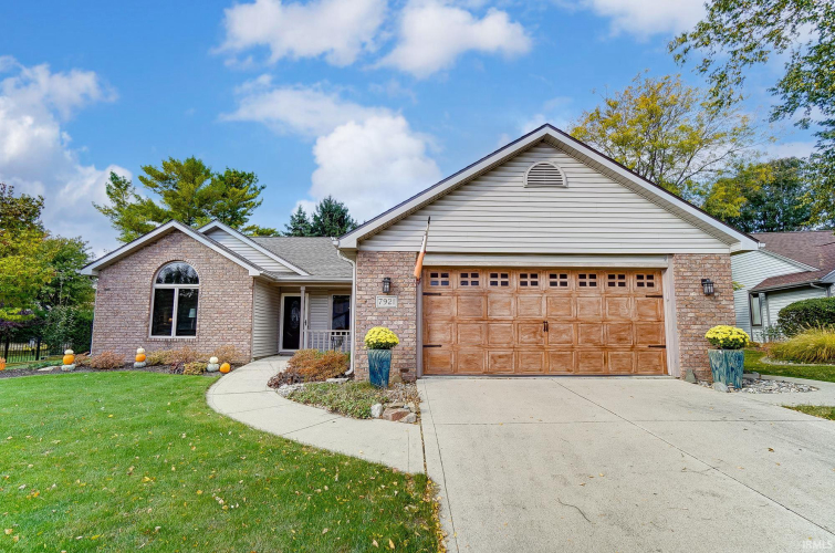 7921  Grassland Court Fort Wayne, IN 46825 | MLS 202441888