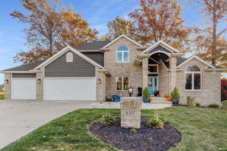 8327  Norwood Court  Fort Wayne, IN 46835 | MLS 202442128