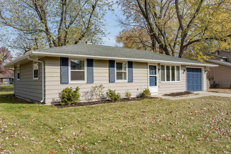 6505  Bellefield Drive Fort Wayne, IN 46835 | MLS 202442392