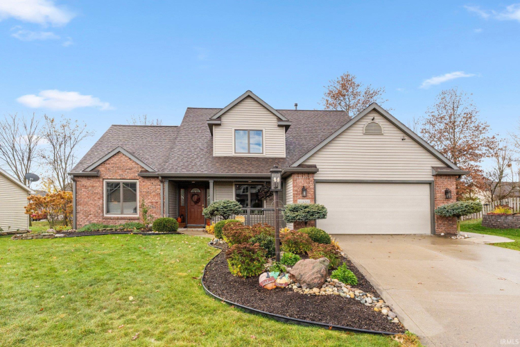 10825  River Oaks Drive Fort Wayne, IN 46845 | MLS 202442427