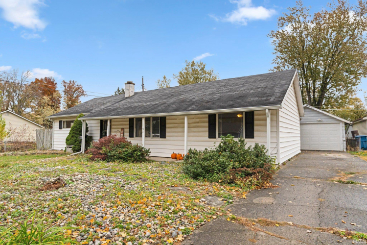 1193  Baywood Drive New Haven, IN 46774 | MLS 202442441