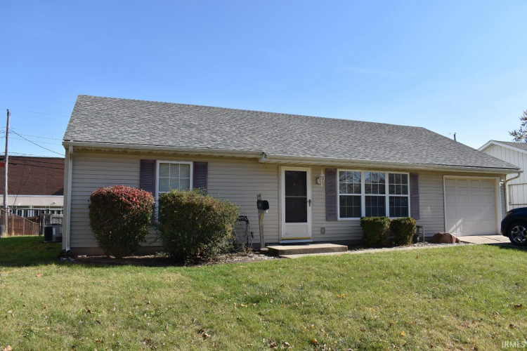 2933  Commanche Trail Lafayette, IN 47909 | MLS 202442674