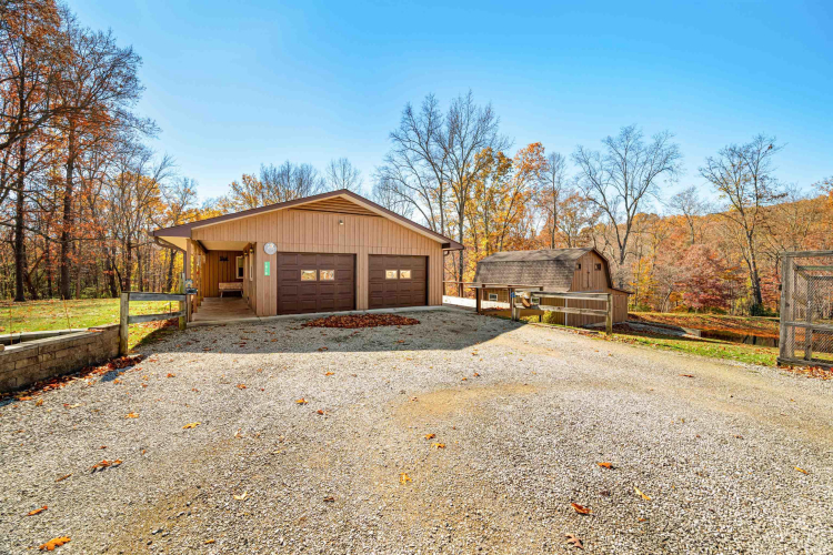 1818  Greasy Creek Road Nashville, IN 47448-8705 | MLS 202442683