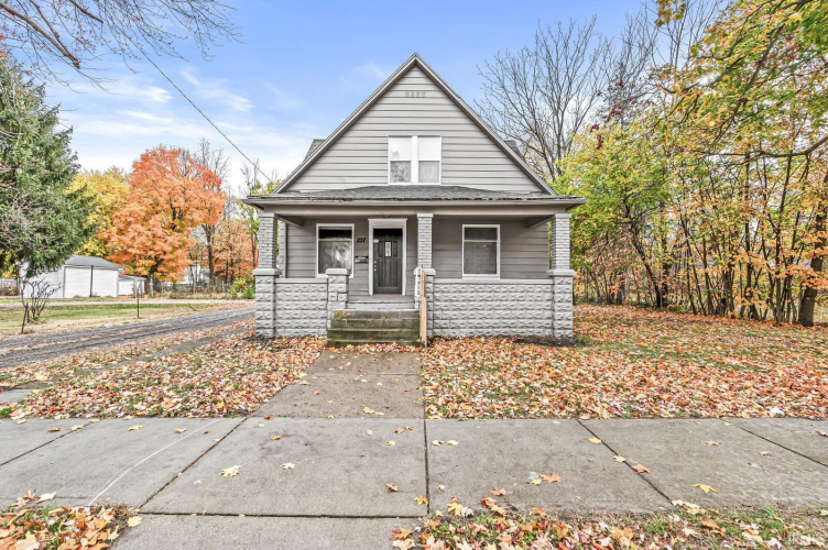 237 W Garfield Avenue Elkhart, IN 46516 | MLS 202442811