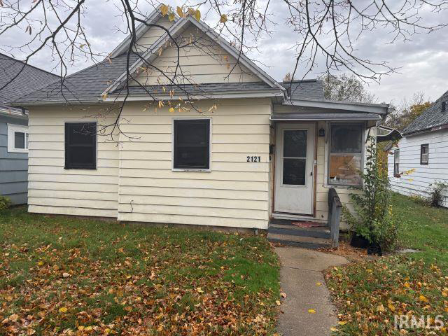 2121  Roger Street South Bend, IN 46628 | MLS 202442884