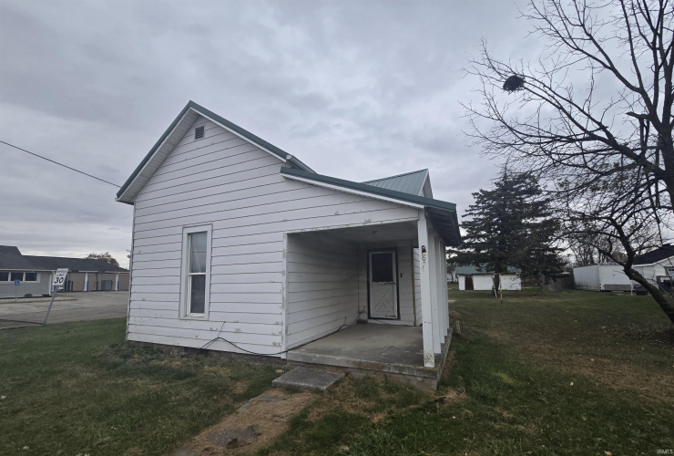 823 N Meridian Street Portland, IN 47371 | MLS 202442904