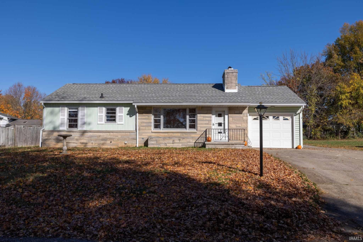 520 W Lois Lane Bloomington, IN 47403 | MLS 202443018