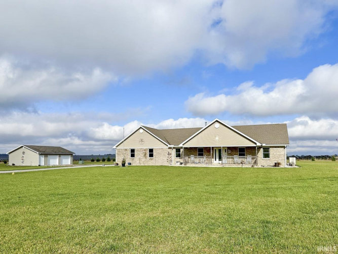 630 E County Road 450 N  Frankfort, IN 46041 | MLS 202443220