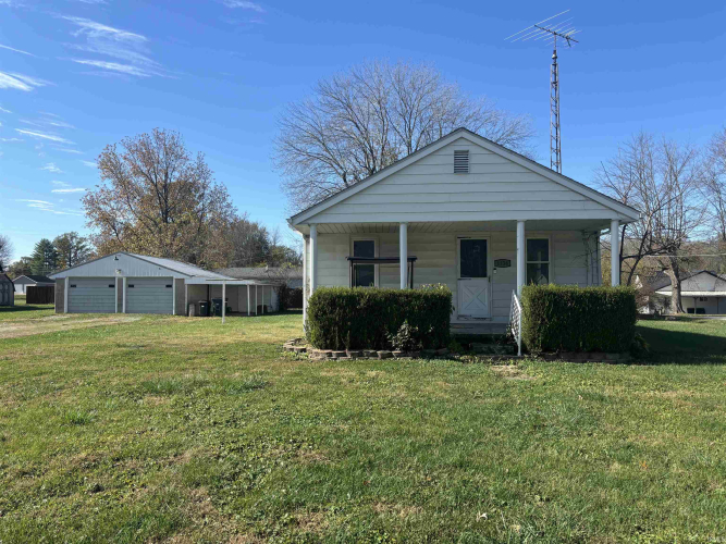 1336 S 1st Street Linton, IN 47441 | MLS 202443305