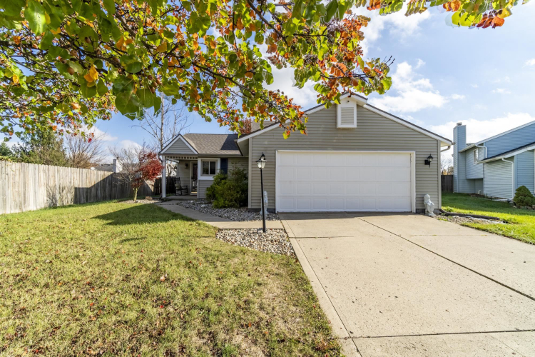 6114  Deville Place Fort Wayne, IN 46835 | MLS 202443346