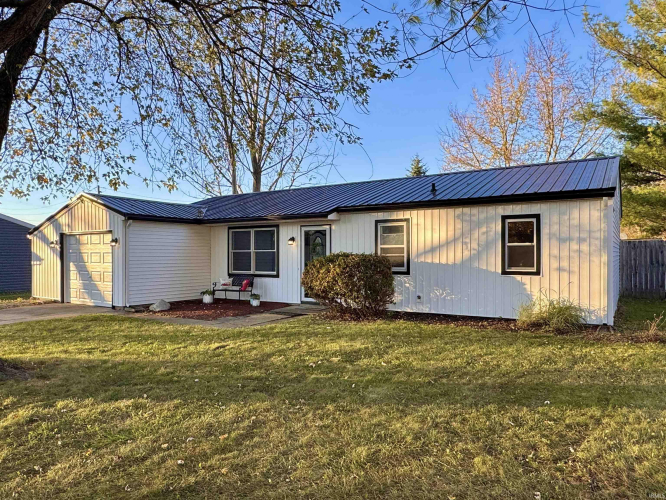 2005  Bowie Court Kendallville, IN 46755 | MLS 202443378