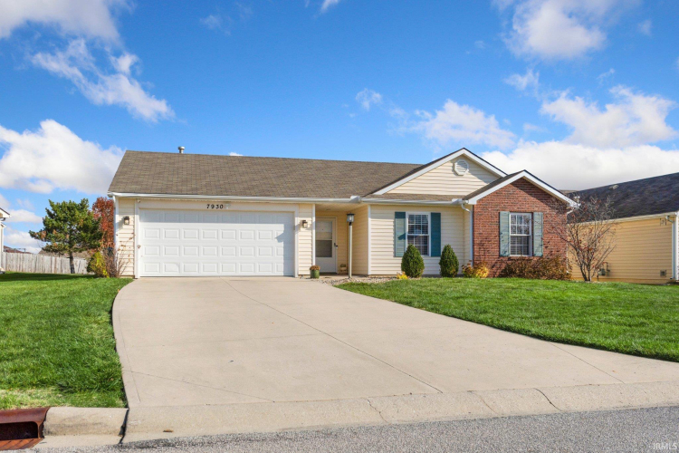 7930  Edinburgh Place Fort Wayne, IN 46835 | MLS 202443382