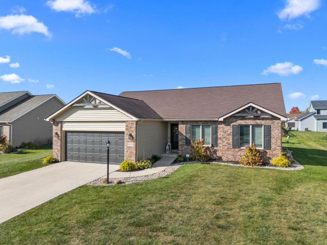 2095  Lindenwood Avenue Warsaw, IN 46580 | MLS 202443425