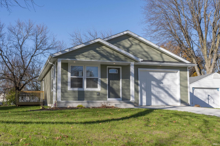 1538  E. Beardsley Ave  Elkhart, IN 46514-3729 | MLS 202443427