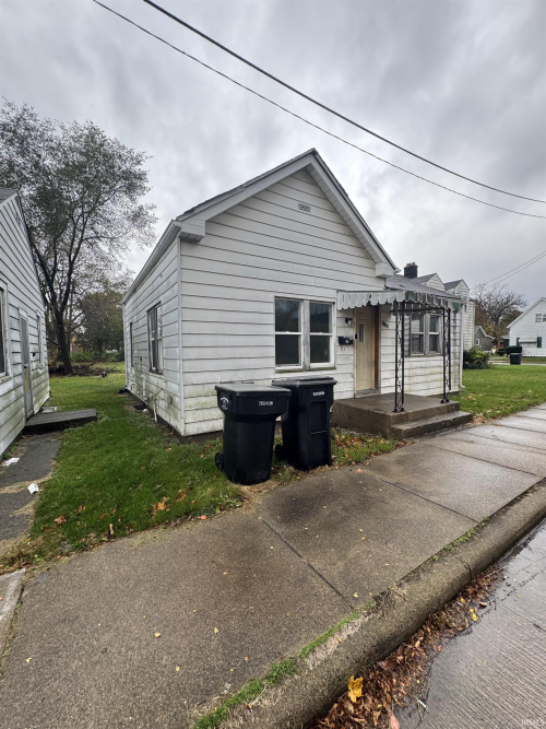 1238 W Colfax Avenue South Bend, IN 46616-1035 | MLS 202443712