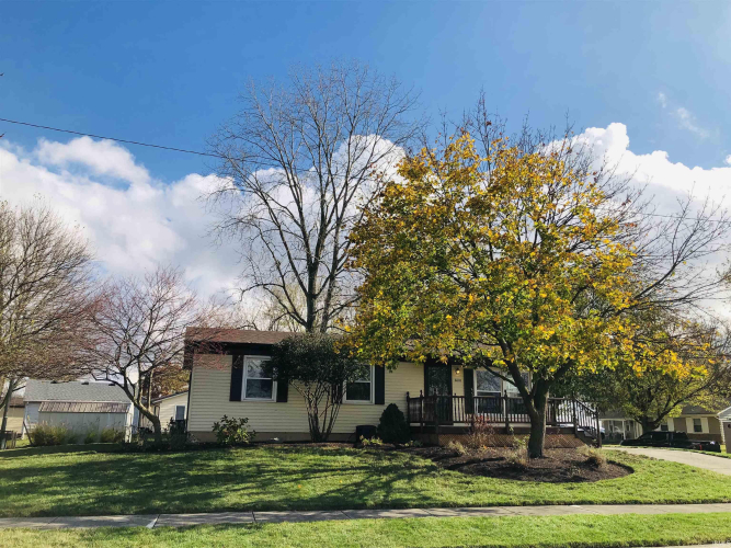 6020  Altadena Drive Fort Wayne, IN 46816-1677 | MLS 202443722