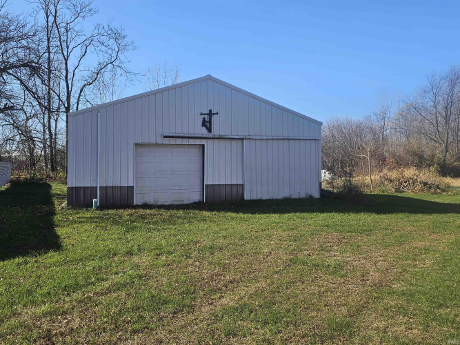 Listing Image 5