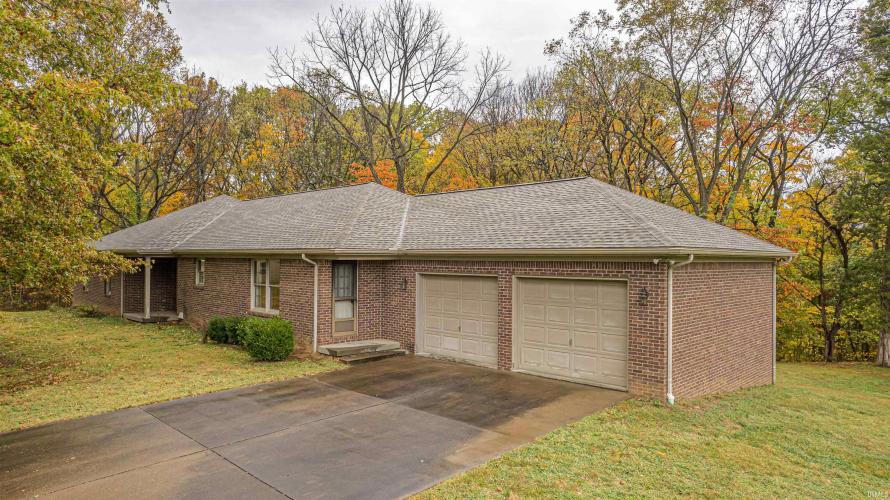 11245  Lower Mount Vernon Road Evansville, IN 47712 | MLS 202443755