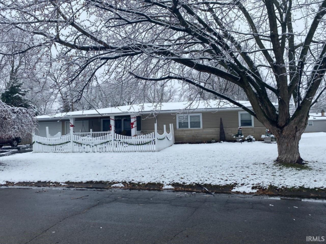 3605 N Vernon Drive Muncie, IN 47304 | MLS 202443763