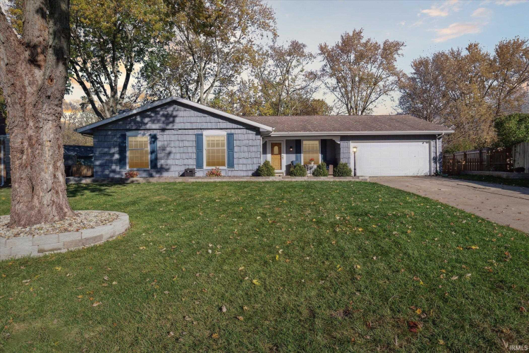 1509  Northolt Court South Bend, IN 46614-6038 | MLS 202443857