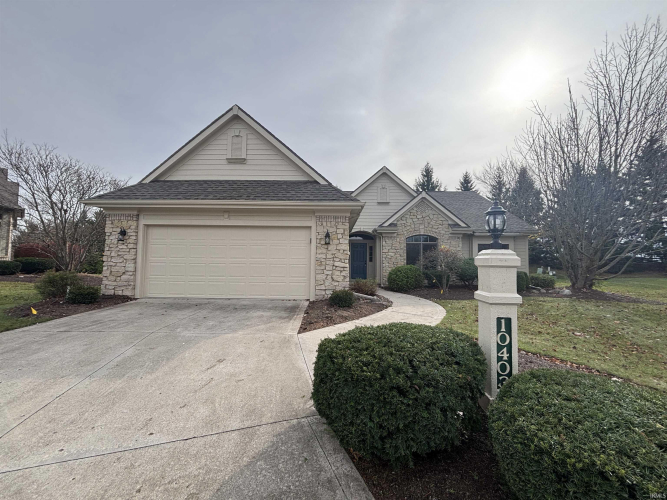 10403  Maple Springs Cove Fort Wayne, IN 46845-2127 | MLS 202444025