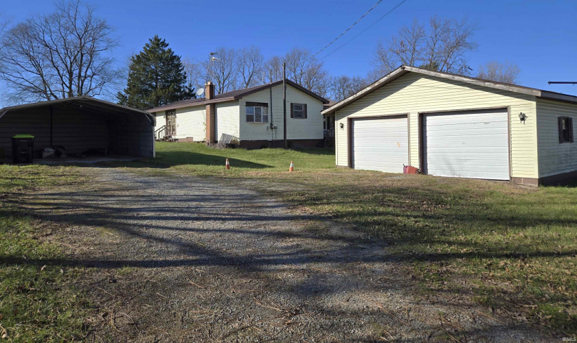 8127 S Packerton Road Claypool, IN 46510 | MLS 202444043