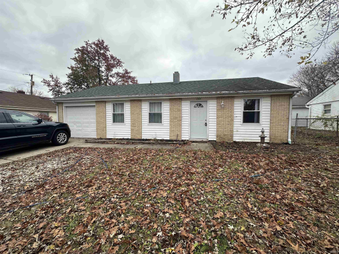 2204  beauvoir Court Kokomo, IN 46902 | MLS 202444434