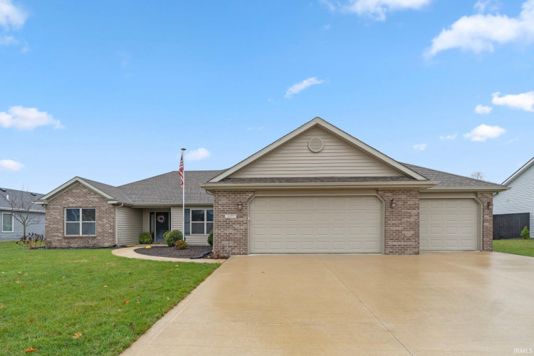 3077 E Pickett Lane  Columbia City, IN 46725 | MLS 202444497