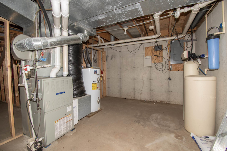 Listing Image 33