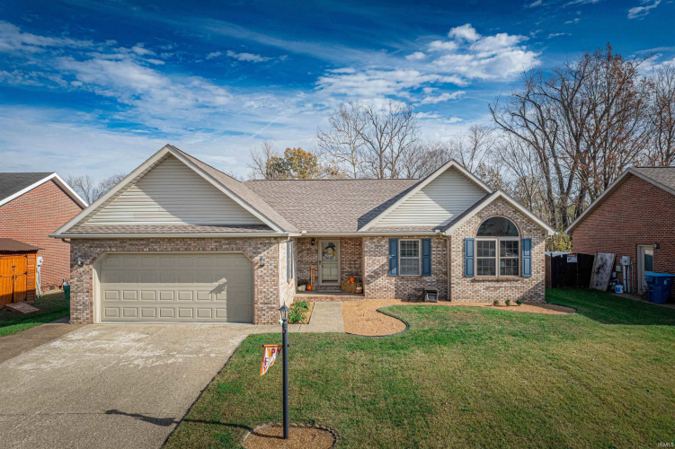 8939  Southport Drive Evansville, IN 47711 | MLS 202444644