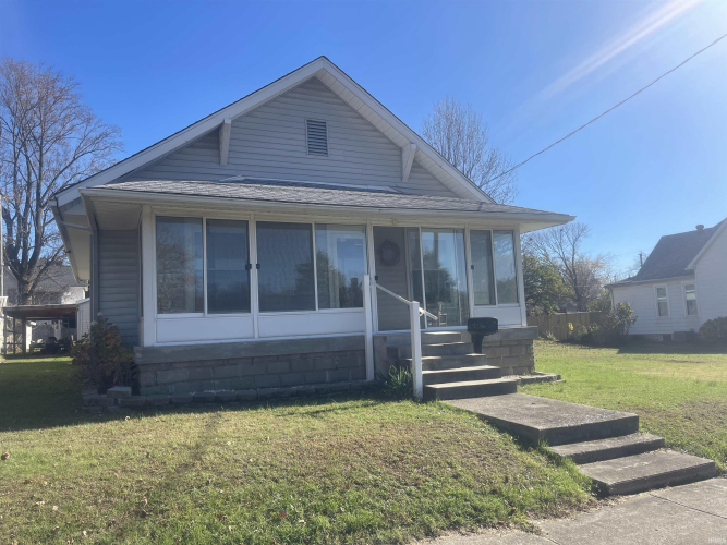 608 S Hart Street Princeton, IN 47670 | MLS 202444746