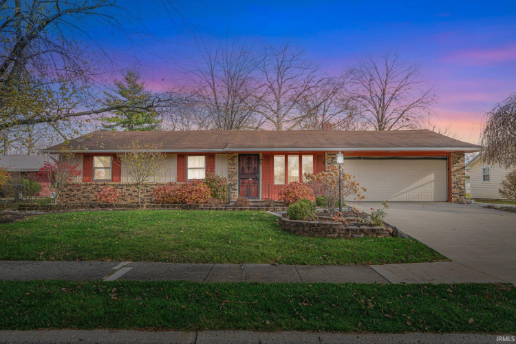 5024  Firwood Drive Fort Wayne, IN 46835 | MLS 202444985